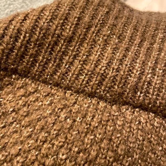 Romeo & Juliet Couture Cardigan Mohair Sweater Size Small but fits a Medium - Picture 14 of 14